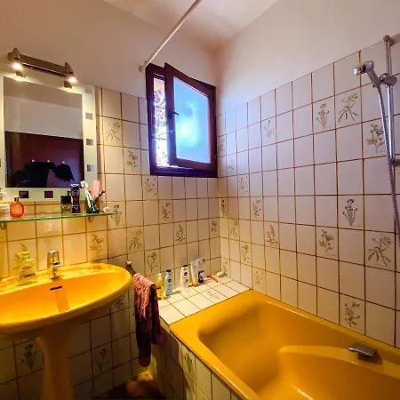 4amb2 De Caractere Avec Piscine Collective Collioure