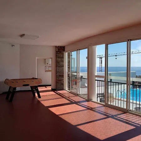 Villa 4amb2 De Caractere Avec Piscine Collective Collioure