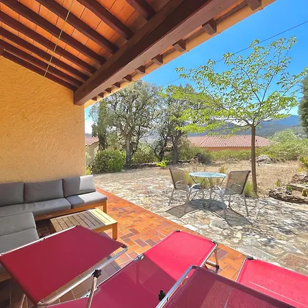 Villa 4amb2 De Caractere Avec Piscine Collective Collioure